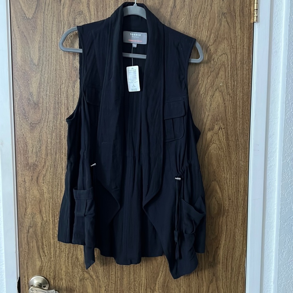 Black Cargo Vest